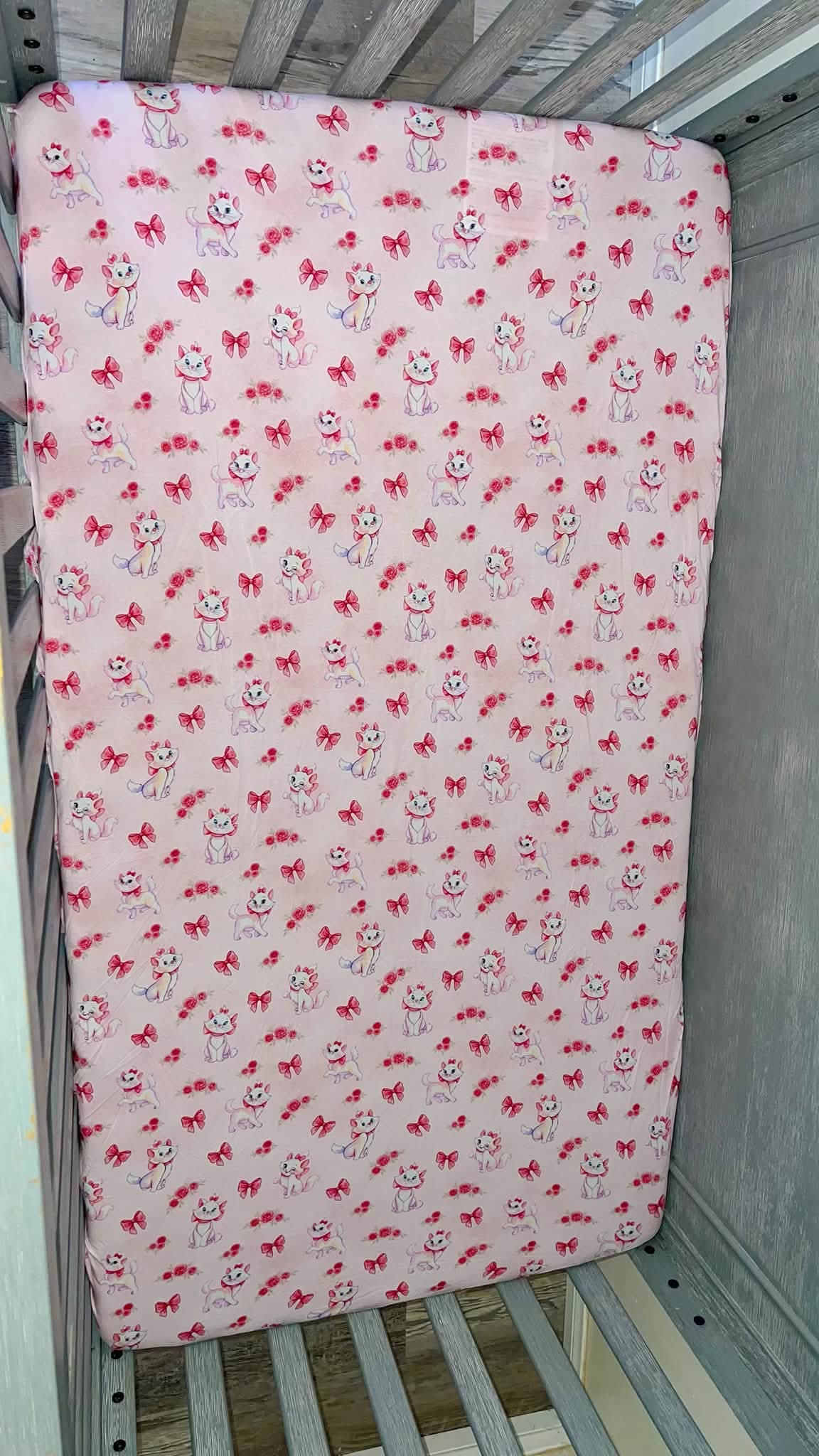 Prim & Purrrfect Crib Sheet