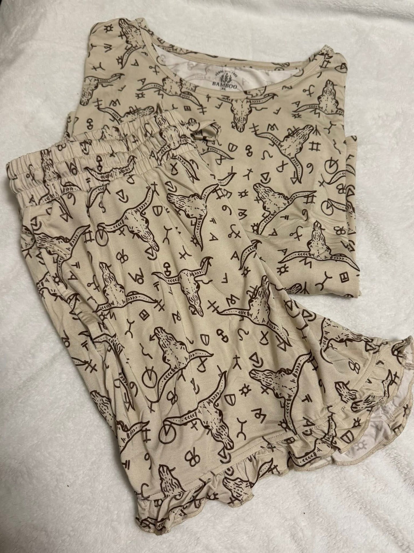 Longhorn Ruffle Shorts Set